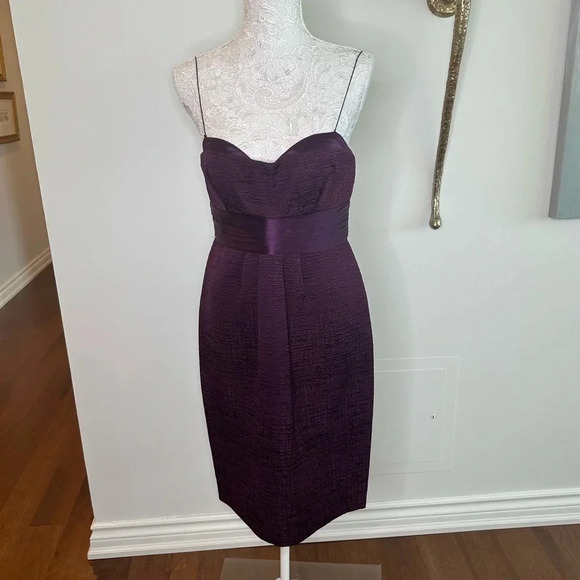 Elie Tahari Elegant Evening Dress Sz. 10 - Picture 4 of 6